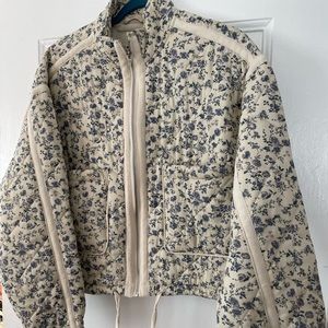 BLANK NYC quilted blue and cream jacket